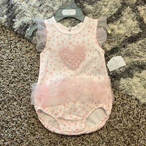 Kyle & Deena 0-3 month ruffle onesie